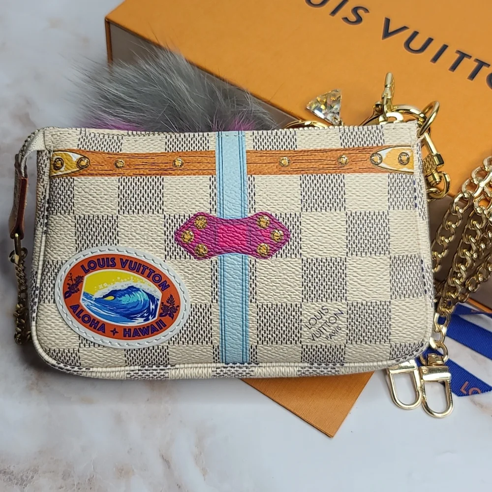 Louis Vuitton Damier Azur 2018 trunk pochette Hawaii, limited edition